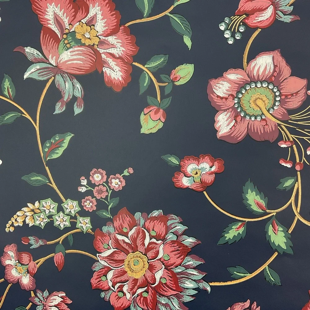 Vintage Waverly Jacobean floral wallpaper remnant 85” x 27”